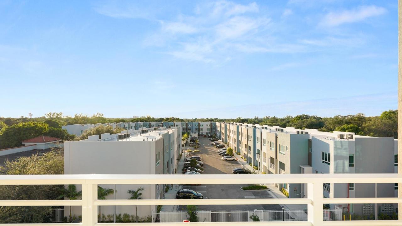 Lofts Of Aventura Apartment Miami Exterior foto